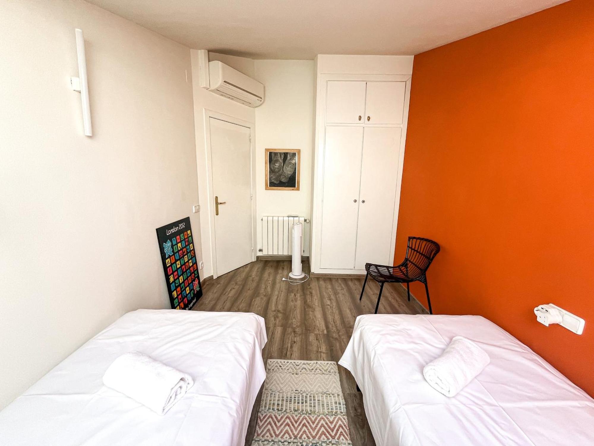 Sleep & Stay Luxury Top Floor Apt With Terrace Χιρόνα Εξωτερικό φωτογραφία