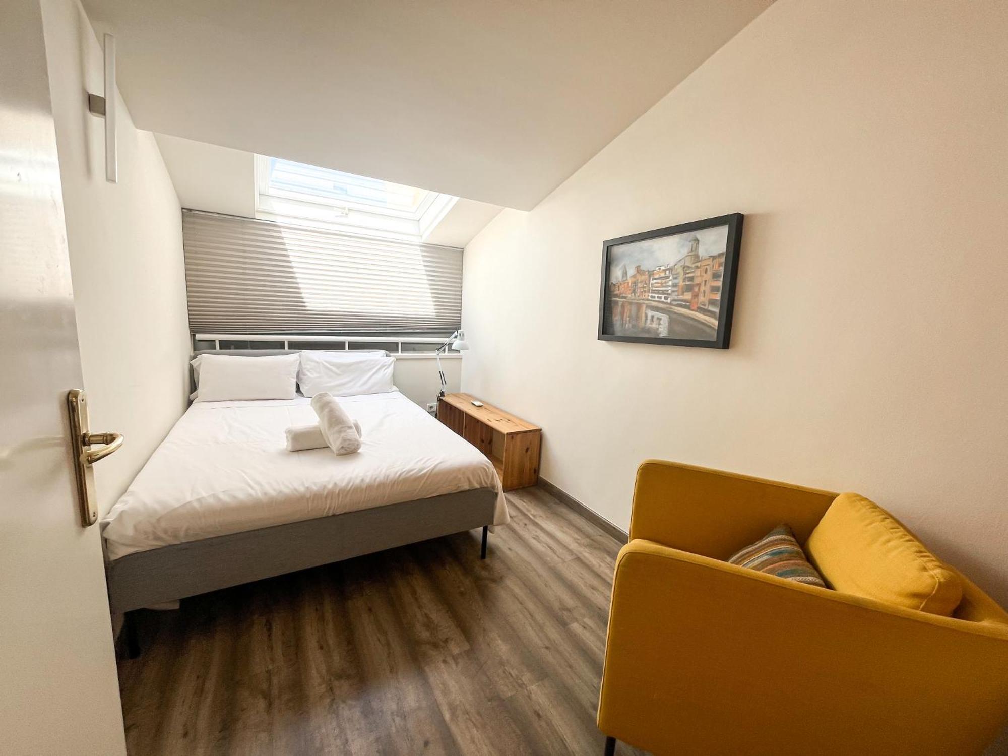 Sleep & Stay Luxury Top Floor Apt With Terrace Χιρόνα Εξωτερικό φωτογραφία