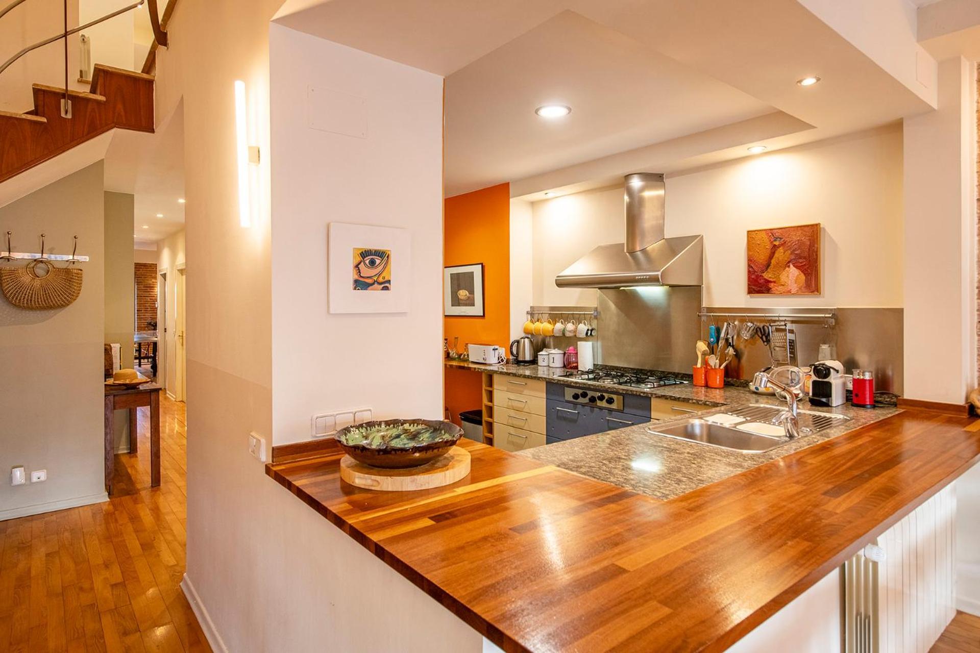 Sleep & Stay Luxury Top Floor Apt With Terrace Χιρόνα Εξωτερικό φωτογραφία