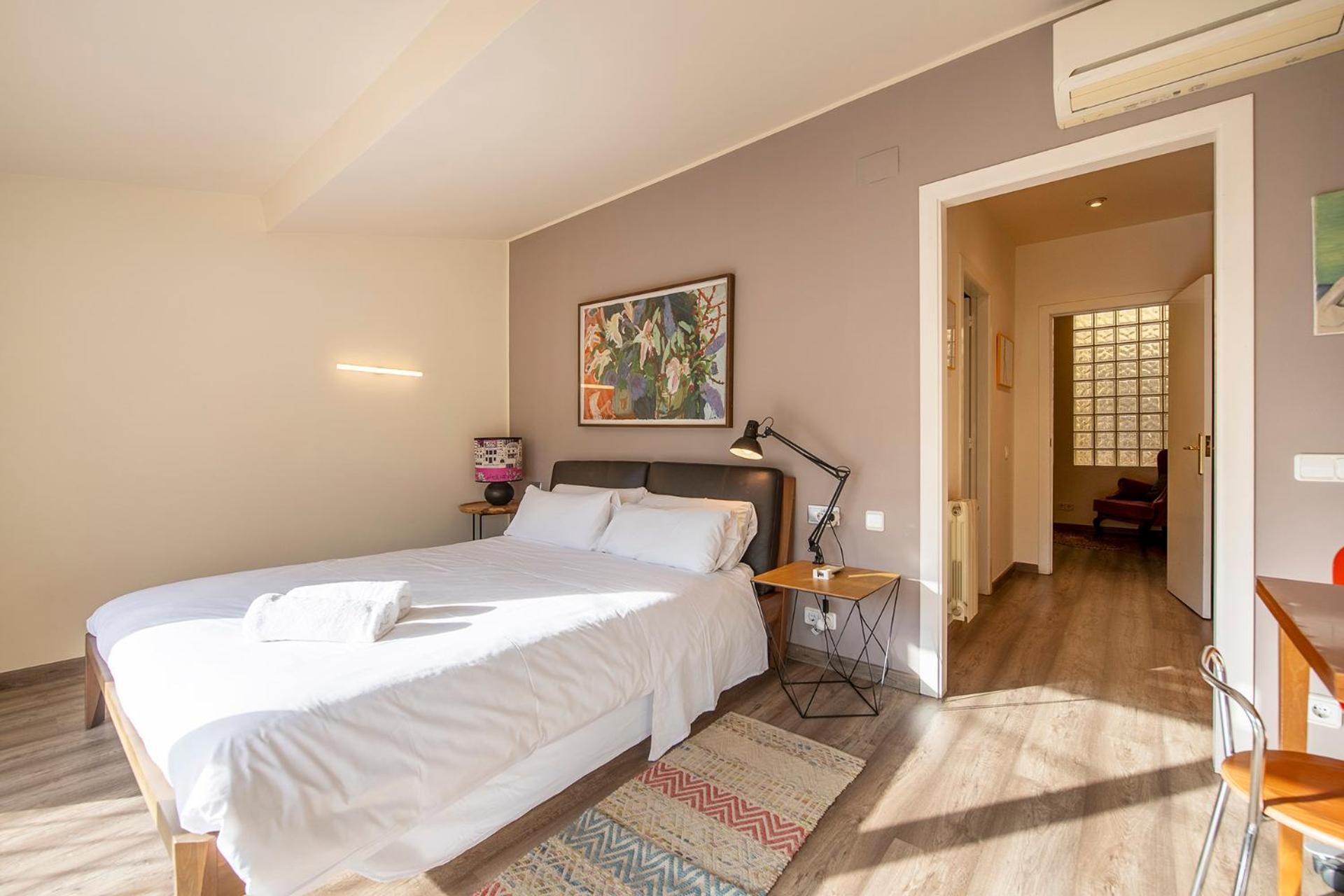 Sleep & Stay Luxury Top Floor Apt With Terrace Χιρόνα Εξωτερικό φωτογραφία