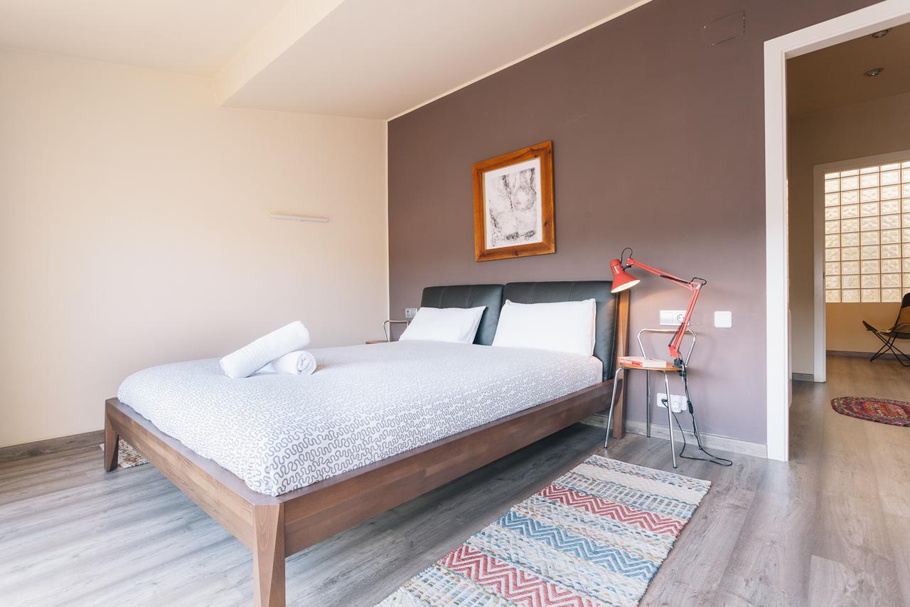 Sleep & Stay Luxury Top Floor Apt With Terrace Χιρόνα Εξωτερικό φωτογραφία