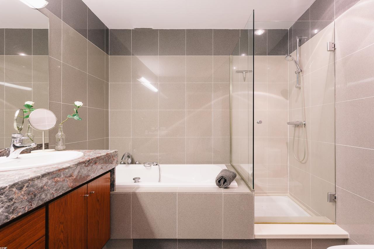 Sleep & Stay Luxury Top Floor Apt With Terrace Χιρόνα Εξωτερικό φωτογραφία