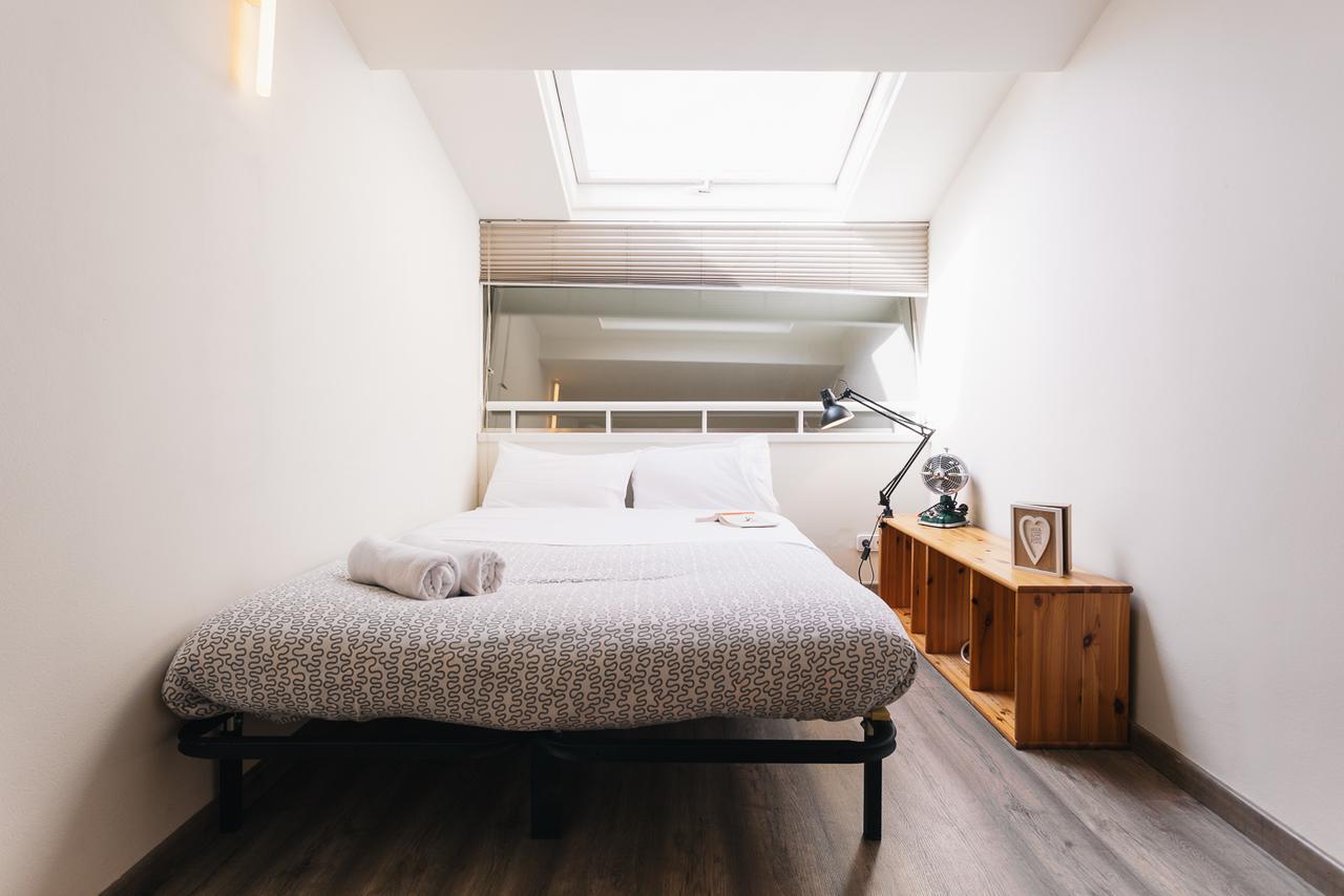 Sleep & Stay Luxury Top Floor Apt With Terrace Χιρόνα Εξωτερικό φωτογραφία